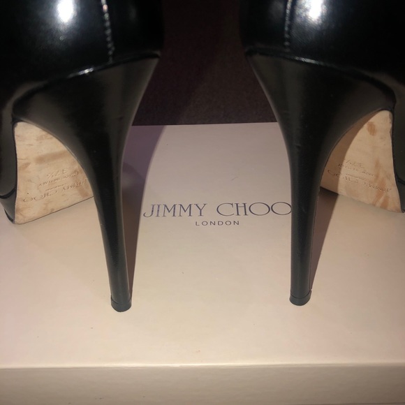 JIMMY CHOO Black Kid Leather Classic Pumps - Picture 8 of 13